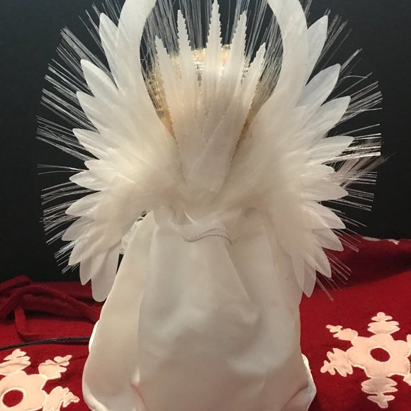Fibre Optic Ivory Christmas Angel 13 inches tall - Picture 7 of 11
